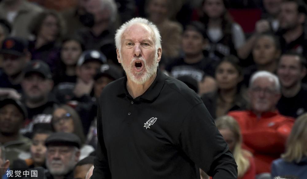 女排以防守 女排以防守