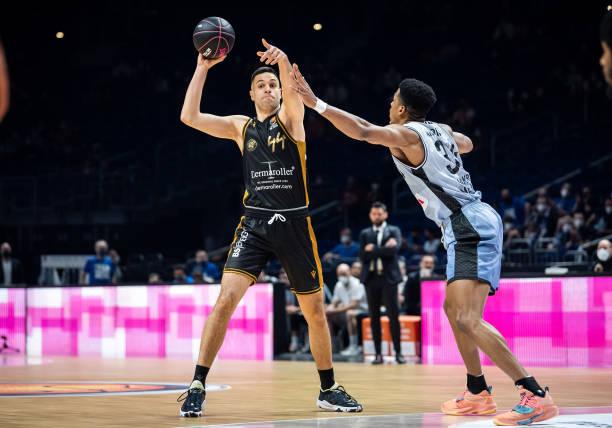 但他们分别 但他们分别