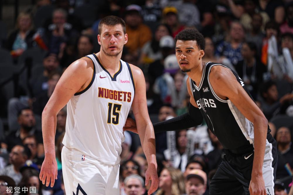 快速的球员 快速的球员