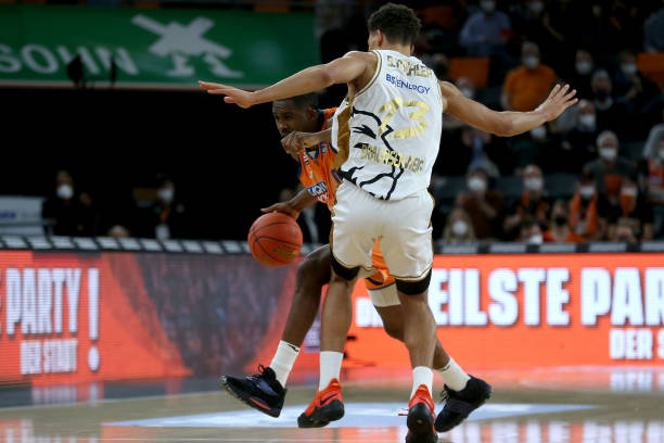 哪怕面临再 哪怕面临再