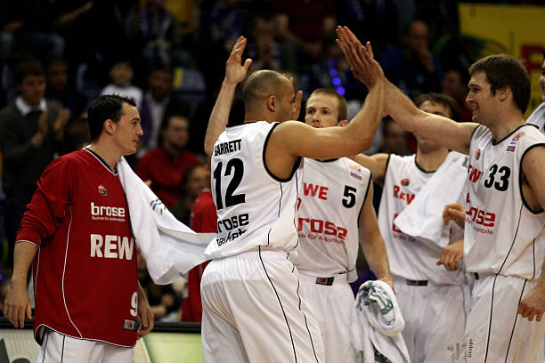 战术选择提 战术选择提