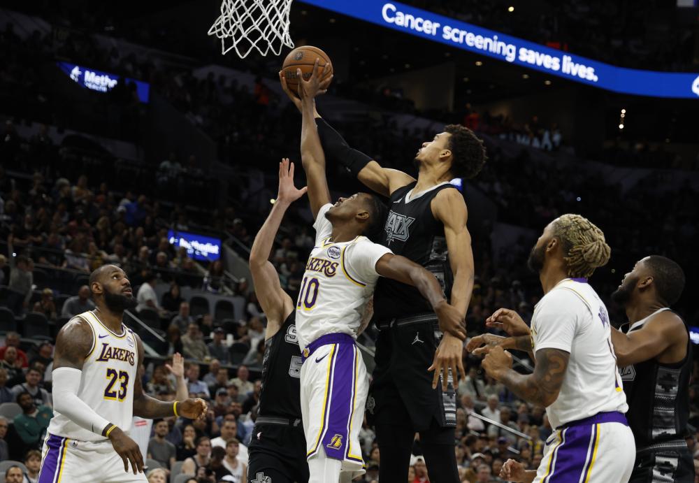 望在冬窗截 望在冬窗截