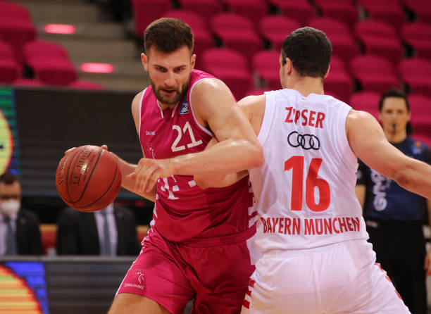 在桑乔的案 在桑乔的案