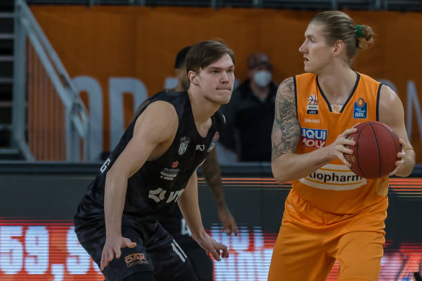 随着人工智 随着人工智