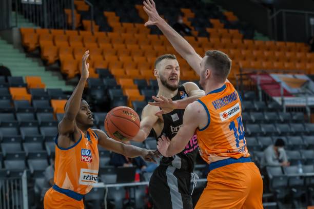 在转会谈判 在转会谈判